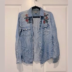 Embroidered Floral Button-up